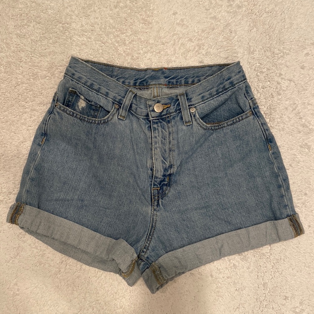 GREAT CONDITION URBAN OUTFITTERS High Rise Mom Jean Shorts
